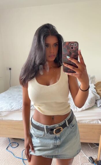 Full leaked Tulsi private photo