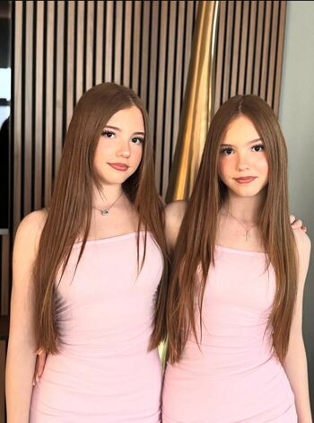 Full leaked Twinsonice private photo
