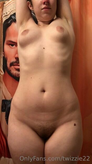 Full leaked Twizzie private photo