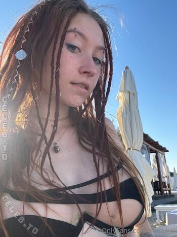 Full leaked Two b private photo