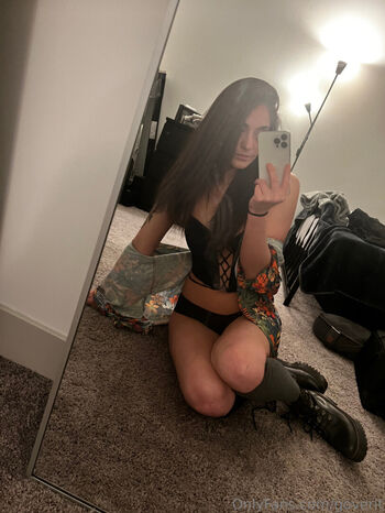 Full leaked Twomgovercsquared page private photo