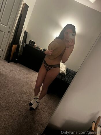 Full leaked Twomgovercsquared page private photo