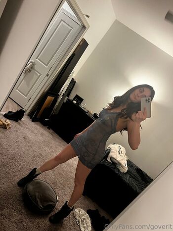 Full leaked Twomgovercsquared page private photo