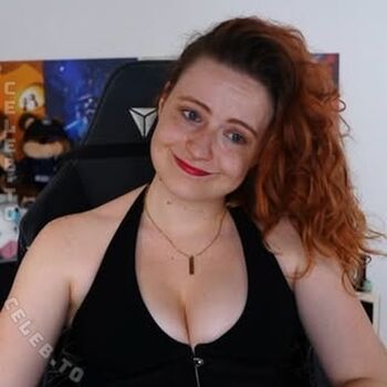 Full leaked Twostonelol private photo