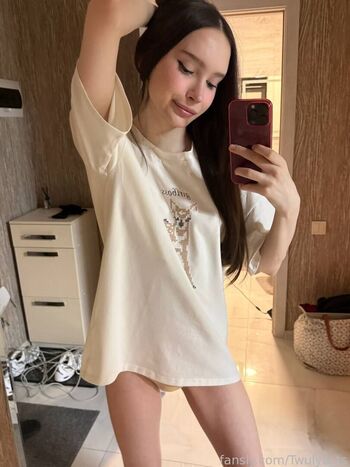 Full leaked Twulya private photo
