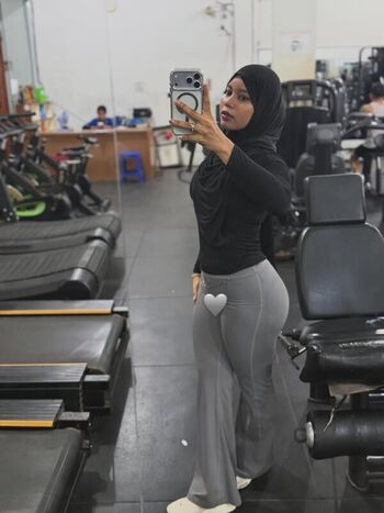 Full leaked Tyaa mutia private photo