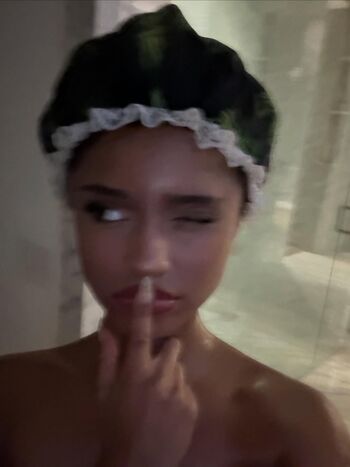 Full leaked Tyla page private photo