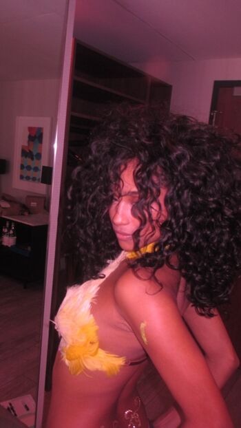 Full leaked Tyla private photo