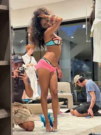 Full leaked Tyla private photo