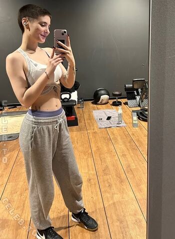 Full leaked Typicallylotti private photo