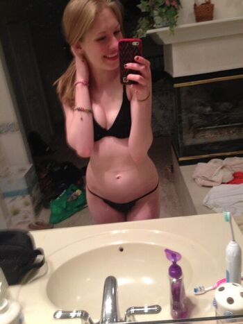 Full leaked Typicalwednesdays private photo