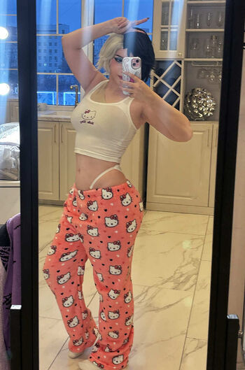 Full leaked Ulichan  page private photo