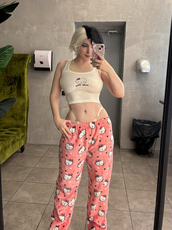 Full leaked Ulichan  page private photo