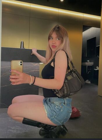 Full leaked Ullendullen private photo