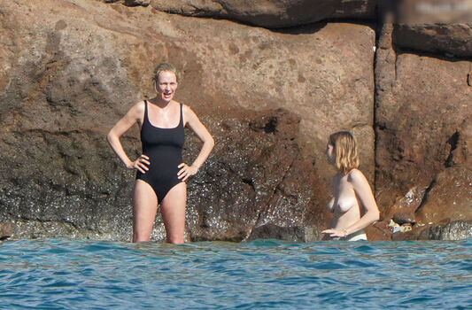 Full leaked Uma thurman private photo