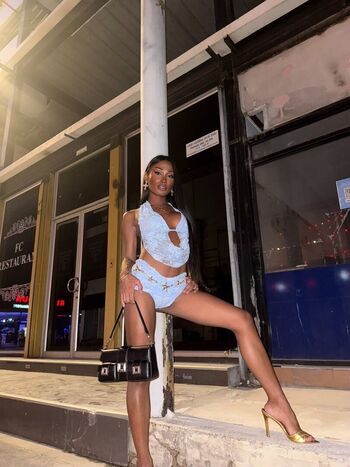 Full leaked Una private photo