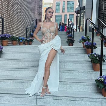 Full leaked Una healy page private photo