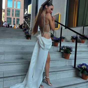 Una Healy