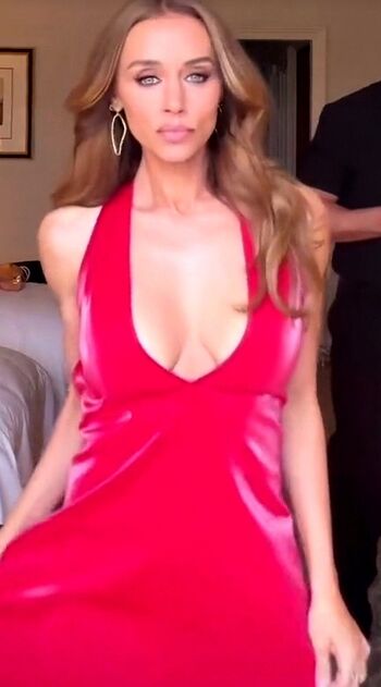Full leaked Una healy page private photo