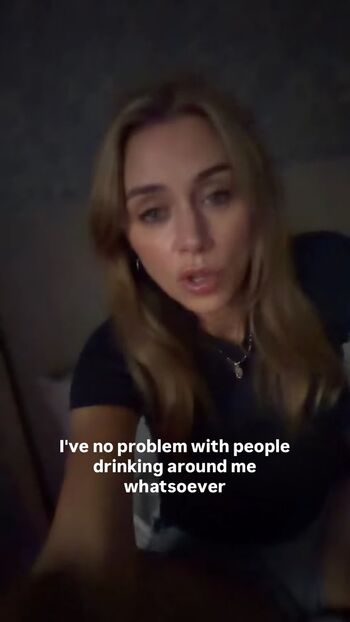 Full leaked Una healy private photo
