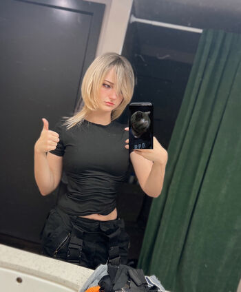 Full leaked Unkyndled private photo