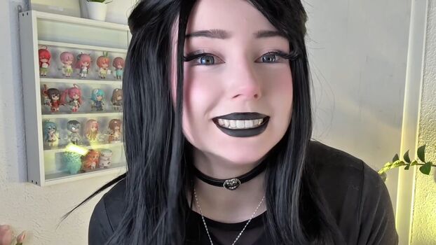 Full leaked Upminaa private photo