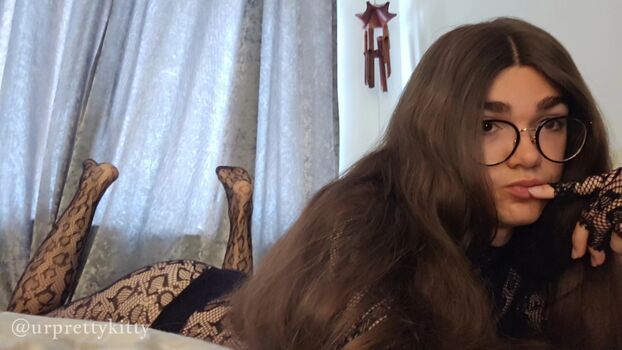 Full leaked Urprettykitty page private photo