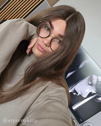Full leaked Urprettykitty private photo