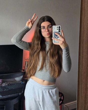 Full leaked Urprettykitty private photo