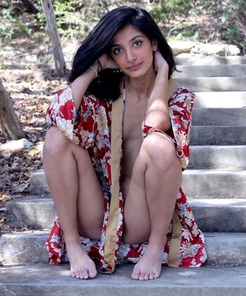 Ushna Malik