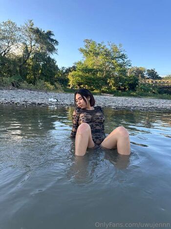 Full leaked Uwujennn private photo