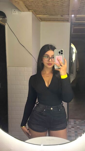 Full leaked Vashnnav page private photo