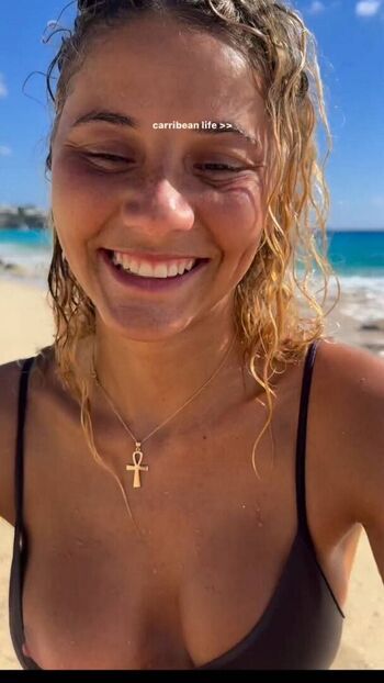 Full leaked Vaea brazier private photo