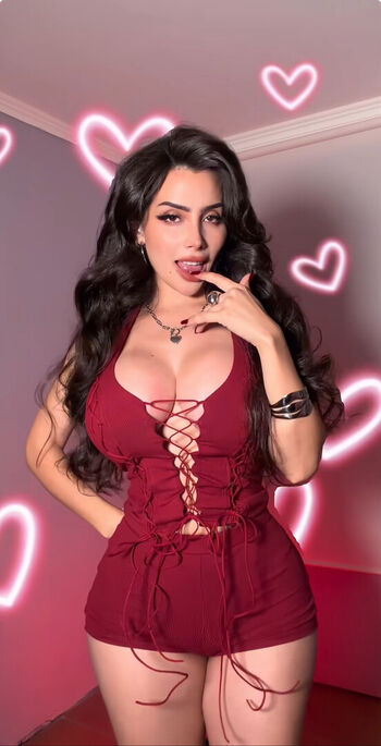 Full leaked Vaimonroe private photo