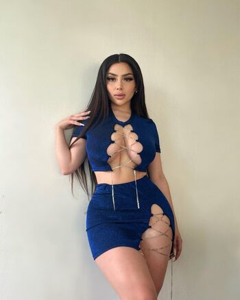 Full leaked Vaimonroe private photo