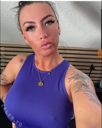 Full leaked Vaja private photo