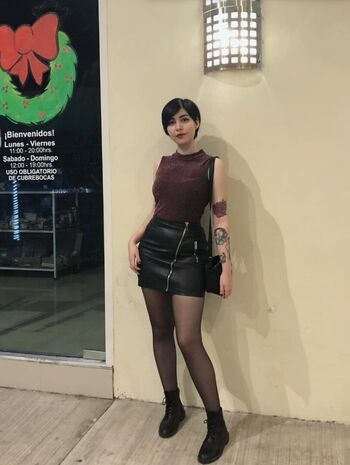 Full leaked Valbun page private photo