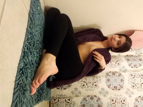 Full leaked Valecast private photo