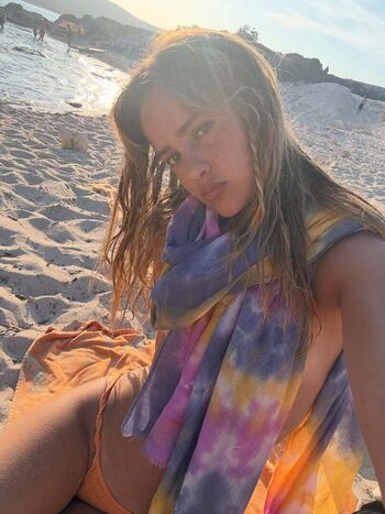 Full leaked Valentiinarose private photo