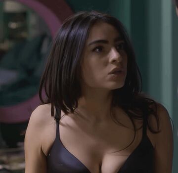 Valentina Buzzurro