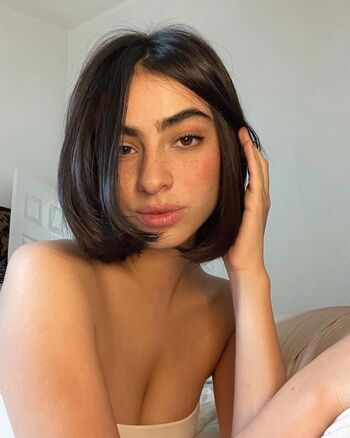 Valentina Buzzurro