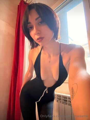 Full leaked Valentinadame private photo