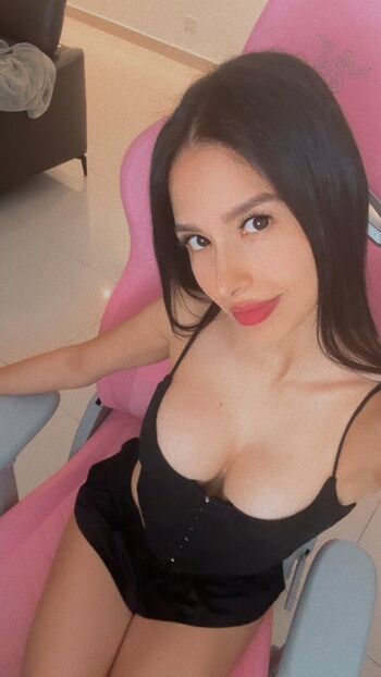 Full leaked Valentinecrush private photo