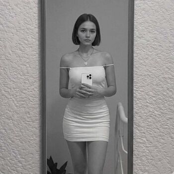 Full leaked Valeria flores private photo