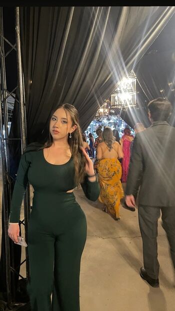 Full leaked Valeria page private photo