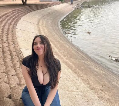 Full leaked Valeria private photo