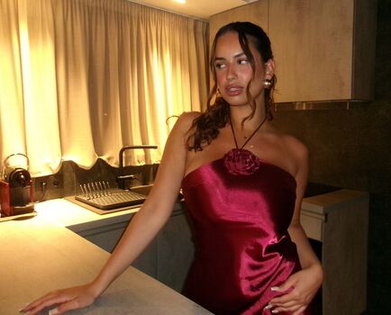 Full leaked Valeria page private photo