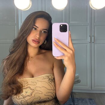 Full leaked Valeria private photo