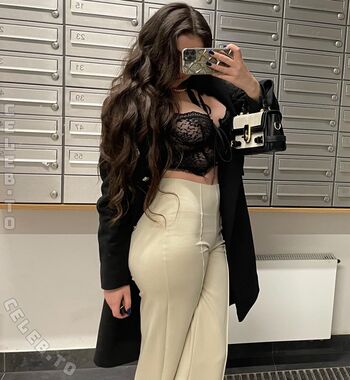 Full leaked Valeriayaka private photo