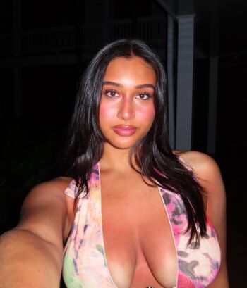 Full leaked Valeriayanez private photo